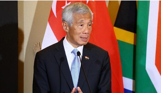 美国能熬死苏联！同理也能打败中国？李显龙说了句公道话，很中肯